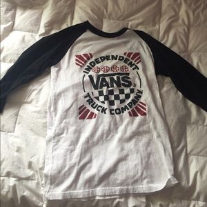 Vans baseball style t-shirt!