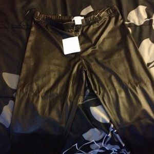 Leather leggings