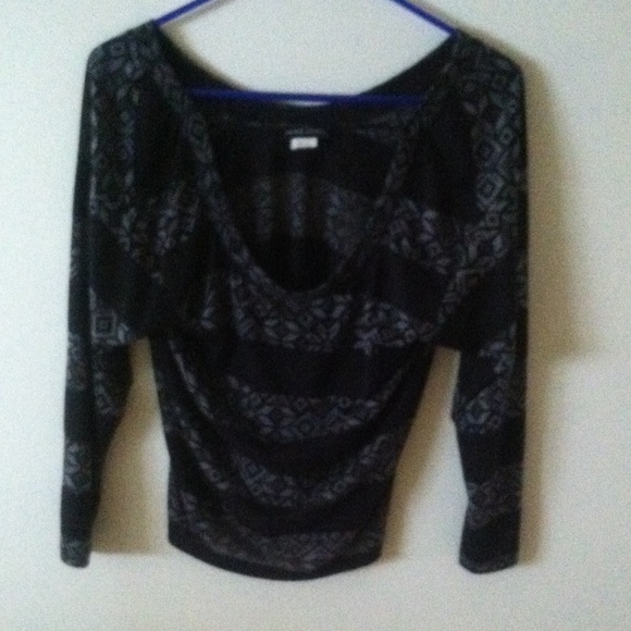 Quarter sleeve top - Picture 1 of 1