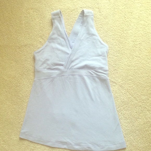 Lululemon yoga tank.