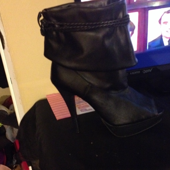 Black heels