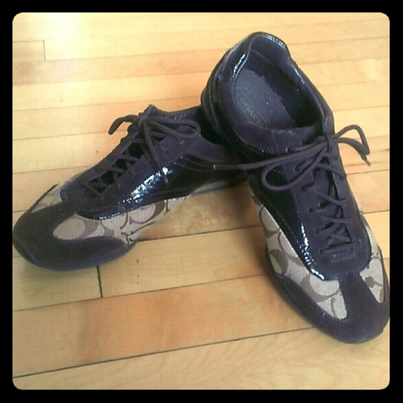 Signature print Coach shoes