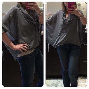 🎉 Host Pick 8/13Grey Hinge dolman top. Cowl neck.