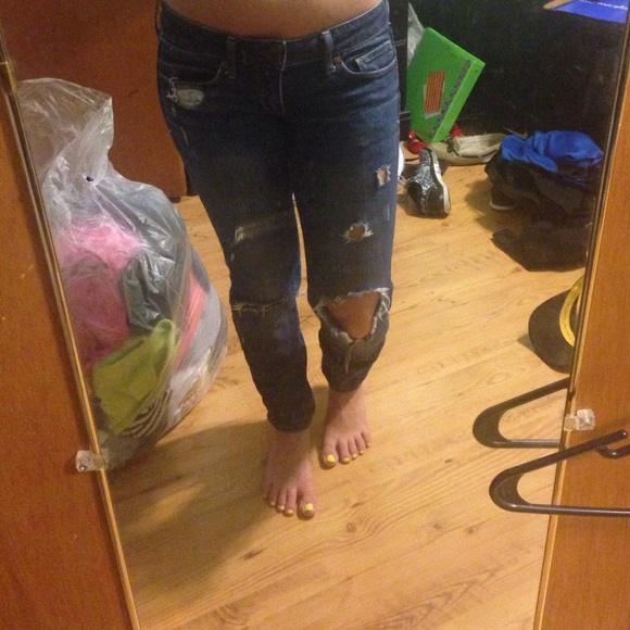 American Eagle skinny jeans.