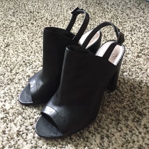 Vince Camuto sling back sandal