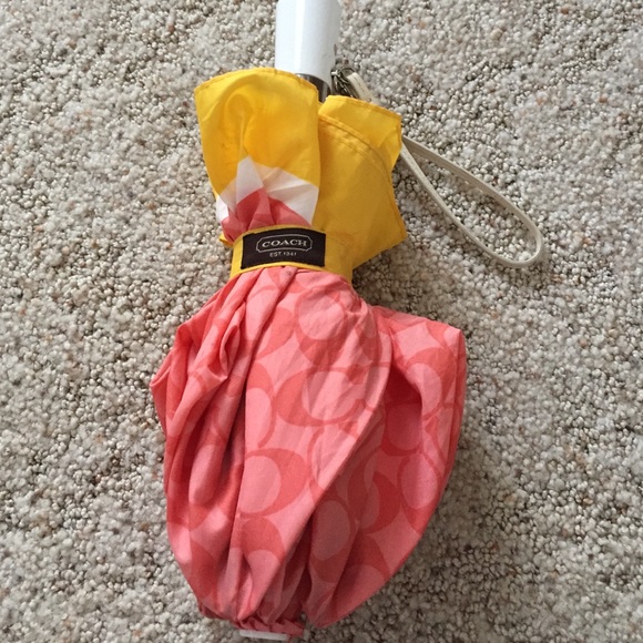 Coach umbrella