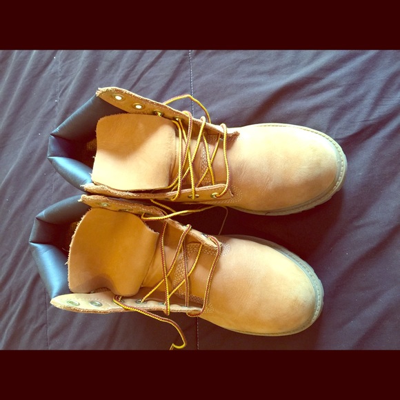 Women's Timberlands waterproof. Size: 5
