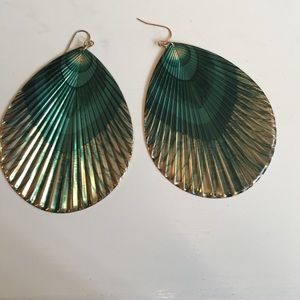 Peacock plastic earrings