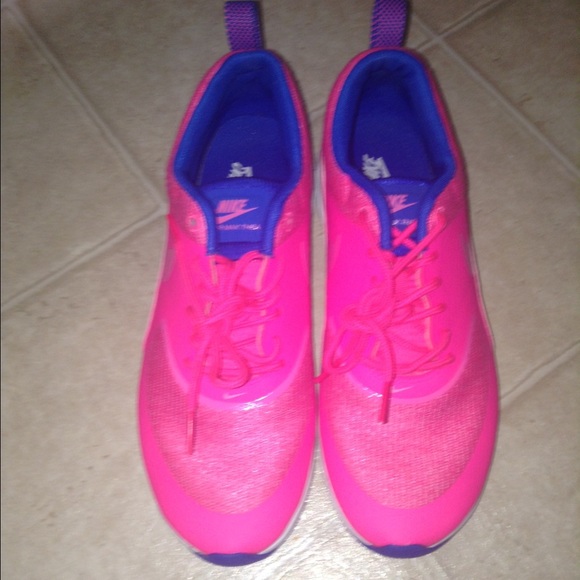 👣👣Nike Air Max Thea Premium 👣 - Picture 2 of 4