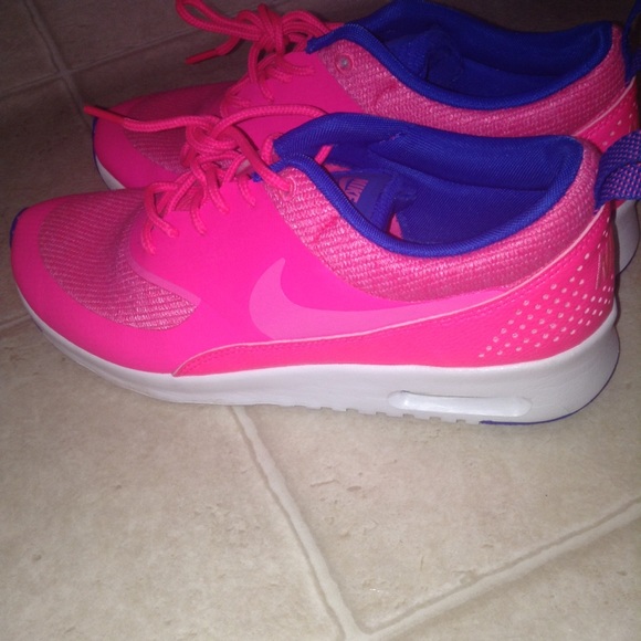 👣👣Nike Air Max Thea Premium 👣 - Picture 3 of 4