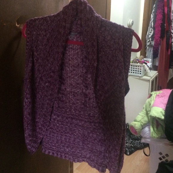 Sweater vest