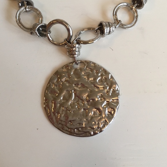 Silver chunky necklace - Picture 2 of 2