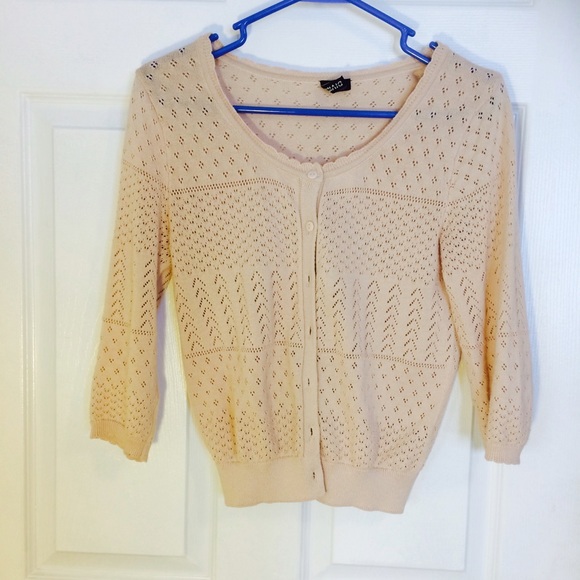 H&M Tops - Spring cardigan~~