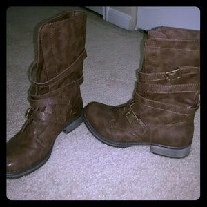 Madden Girl Raszcal brown boots