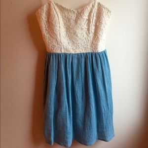 Lace strapless dress