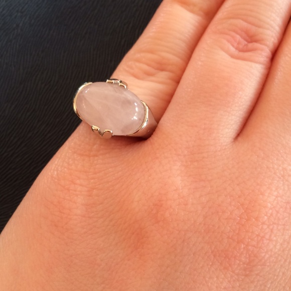 Darling Pink Stone Similar To Rose Quartz 💗