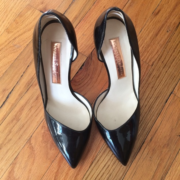 Rupert Sanderson Black Patent Leather Pumps