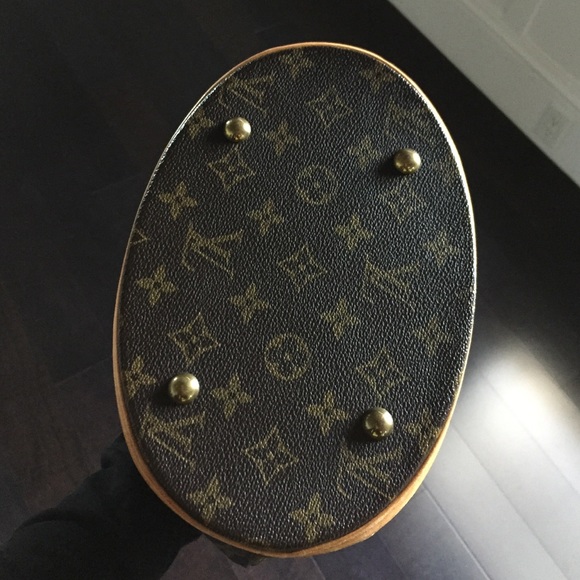 Authentic Louis Vuitton Bucket Bag - Picture 2 of 4