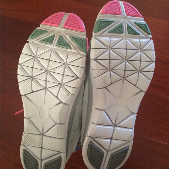 Nike Free 5.0 TR Fit 4 women's white pink 6.5/7 - Picture 4 of 4