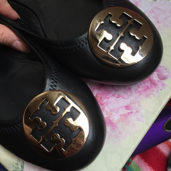 Reva black flats