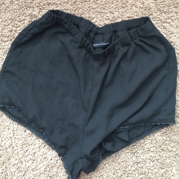 Black Leticia Shorts // Brandy Melville