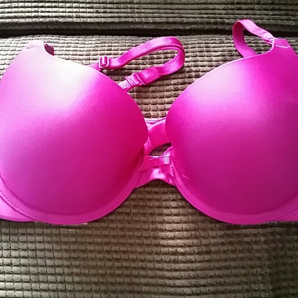New VC 34C bra