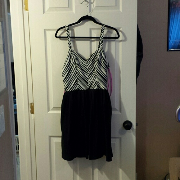 Betsy Johnson Dress-10