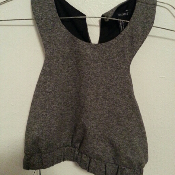 Grey racerback sporty crop top nwot