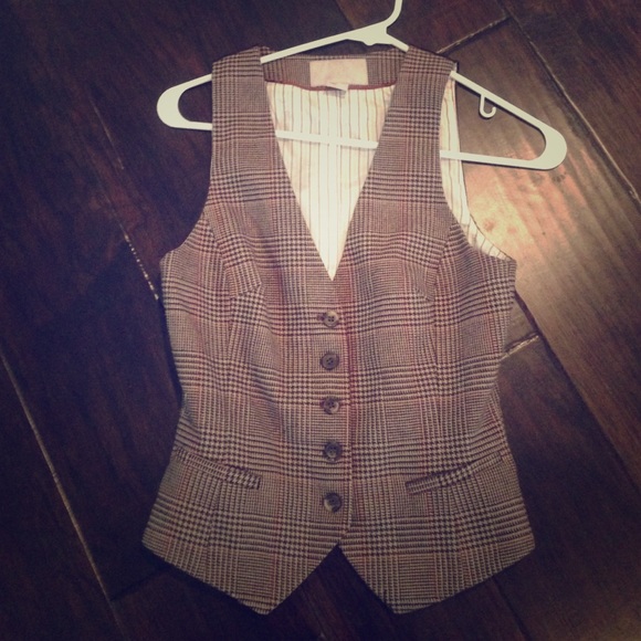 Tweed vest