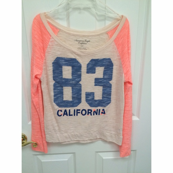 American Eagle Graphic Top