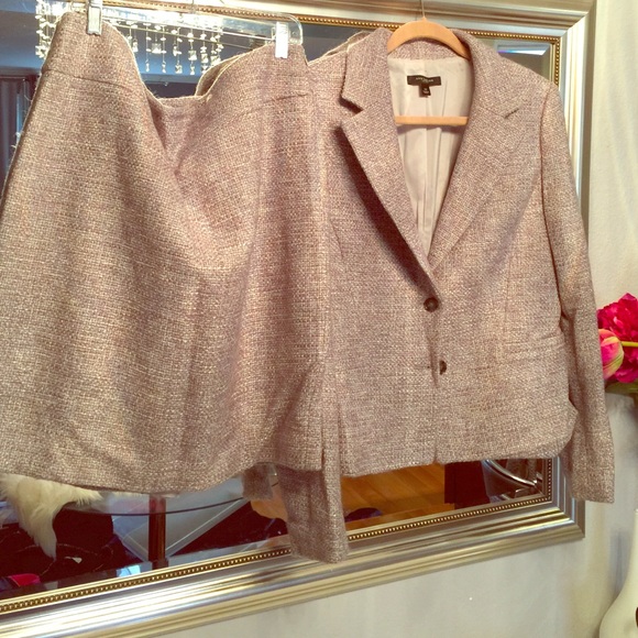 Ann Taylor suit