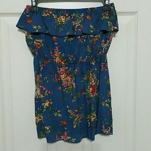Strapless flower top