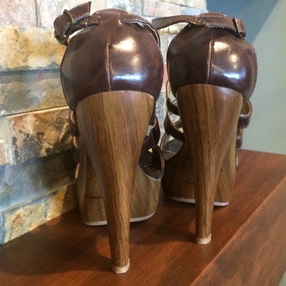 Brown Strap Platforms - Picture 3 of 4