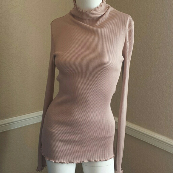 BEBE turtle neck