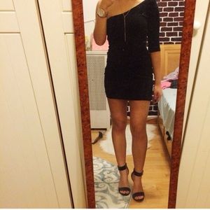 Medium sparkly body-con dress