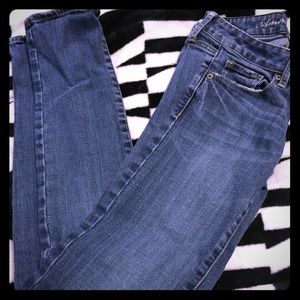 American Eagle skinny jeans 💖👖