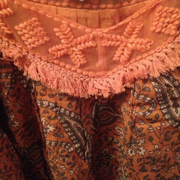 Blouse - Picture 2 of 2
