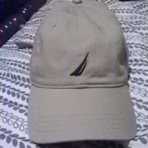 Selling nautica hat