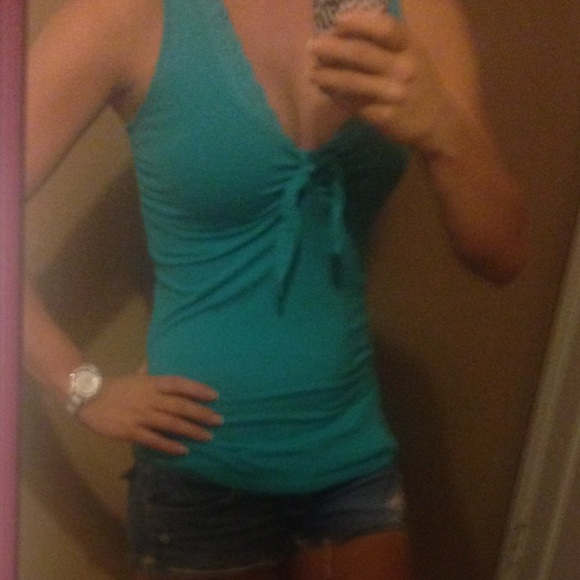 Vs teal tank💜 - Picture 2 of 2