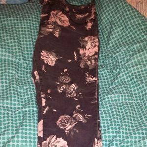 Black floral skinny jeans