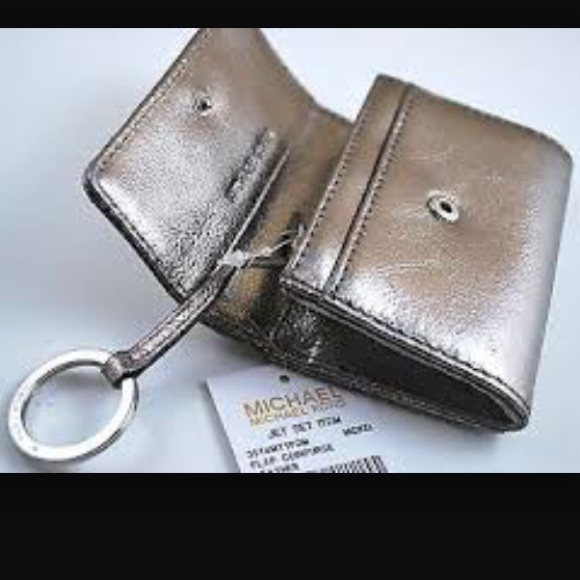 Michael Kors Wallet with Keychain