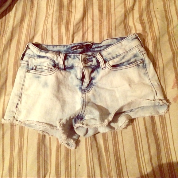 Hot topic booty shorts