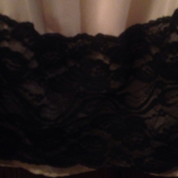 Top - Picture 2 of 2
