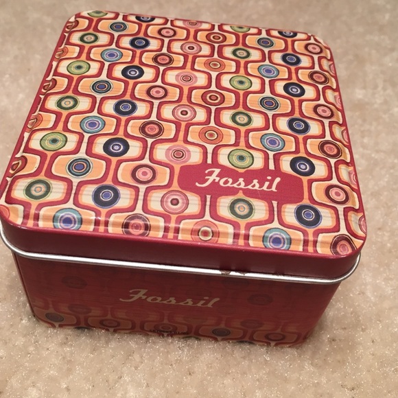 Women's Fossil Watch - Picture 4 of 4