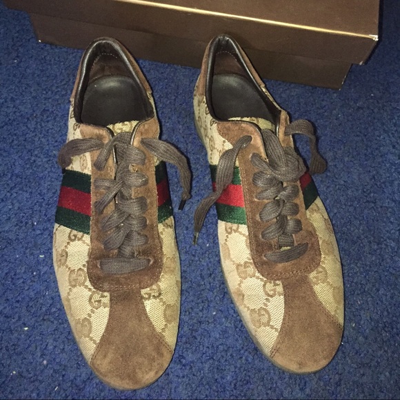 Brown Gucci Classics - Picture 2 of 4