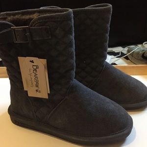 Brand new Bear paw Charcoal grey quilted boots