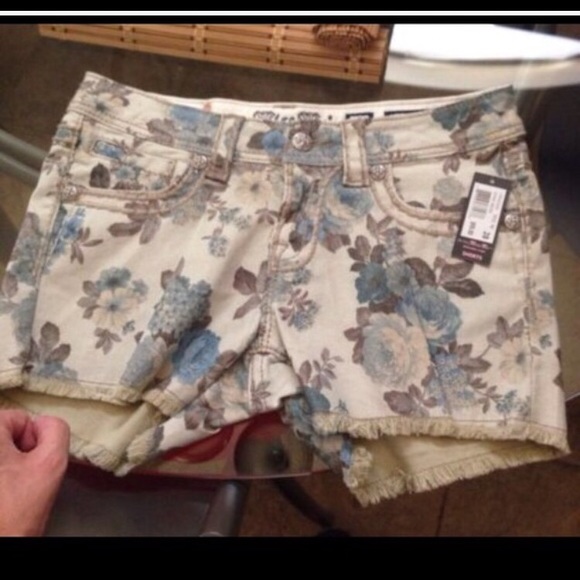 NWT miss me cargo shorts