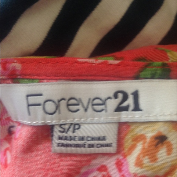 Floral forever 21 dress - Picture 2 of 2