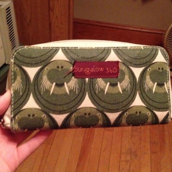 Hipster walrus wallet