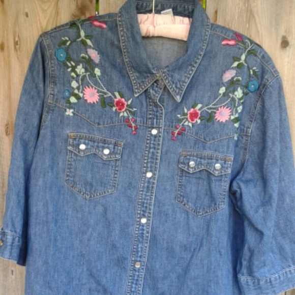 Jean shirt quarter length sleeves